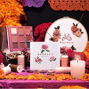 Macaría bordado beauty